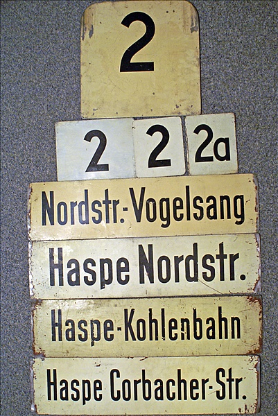 Foto:: Linie 2 Richtungsschilder / Hagen (Foto,Fotos,Bilder,Bild,)