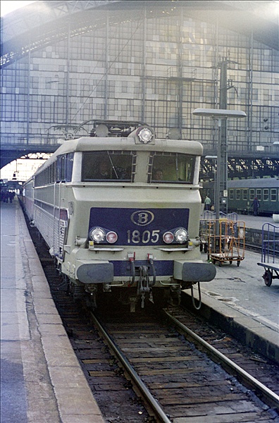 Foto:: SNCB 1805 / Koeln / 20.11.1974 (Foto,Fotos,Bilder,Bild,)