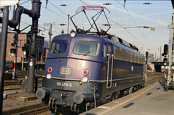 Foto:: DB 110 478-5 / Hagen / 22.02.1975 (Foto,Fotos,Bilder,Bild,)