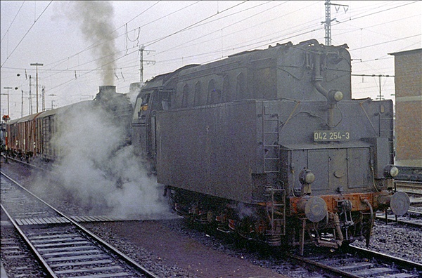 Foto:: DB 042 254-3 / Rheine / 08.04.1975 (Foto,Fotos,Bilder,Bild,)