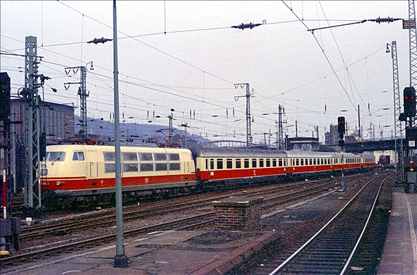 Foto:: DB 103 186-3 / Hagen / April 1975 (Foto,Fotos,Bilder,Bild,)