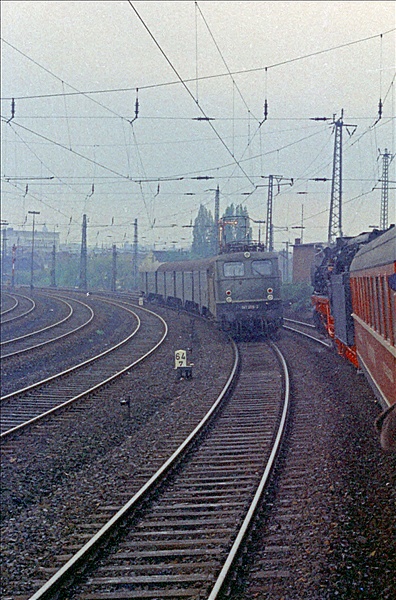 Foto:: DB 012 055-0 / Hagen - Luettich / 25.05.1975 (Foto,Fotos,Bilder,Bild,)
