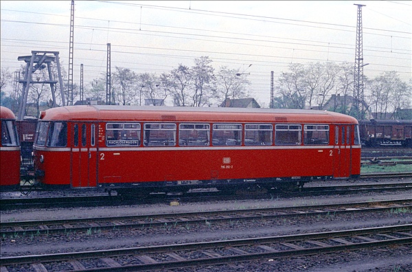 Foto:: DB 795 292-2 / Andernach / 08.05.1975 (Foto,Fotos,Bilder,Bild,)