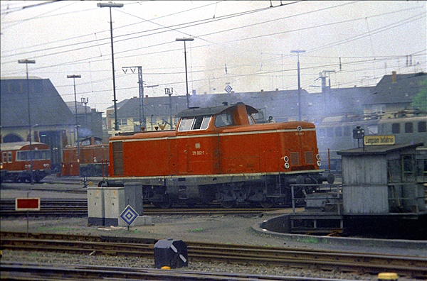 Foto:: DB 211 002-1 / Muenster / 20.05.1975 (Foto,Fotos,Bilder,Bild,)