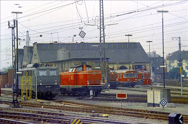 Foto:: DB 140 710-7 + DB 211 002-1 / Muenster / 20.05.1975 (Foto,Fotos,Bilder,Bild,)