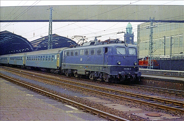 Foto:: DB 110 200-3 / Hagen / 21.06.1975 (Foto,Fotos,Bilder,Bild,)