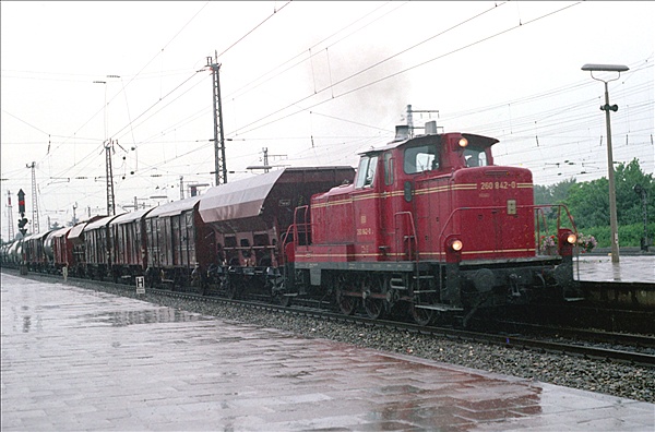 Foto:: DB 260 842-0 / Muenchen / 24.07.1975 (Foto,Fotos,Bilder,Bild,)