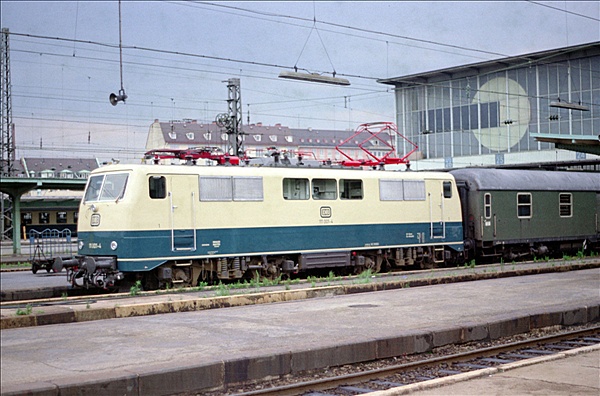 Foto:: DB 111 001-4 / Muenchen / 24.07.1975 (Foto,Fotos,Bilder,Bild,)