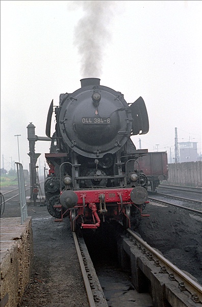 Foto:: DB 044 384-6 / Duisburg-Wedau / 13.08.1975 (Foto,Fotos,Bilder,Bild,)