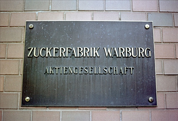 Foto:: Schild Warburger Zuckerfabrik / Warburg / 26.10.1975 (Foto,Fotos,Bilder,Bild,)