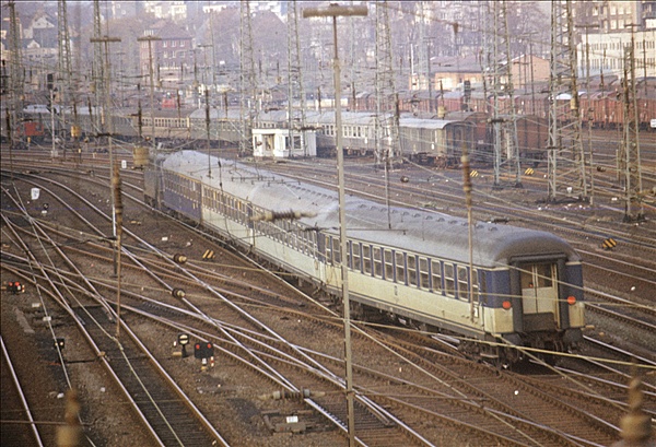 Foto:: DB 110 / Hagen / 19.02.1976 (Foto,Fotos,Bilder,Bild,)