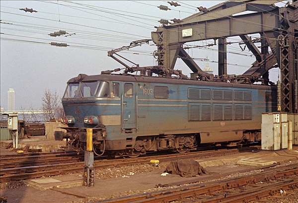 Foto:: SNCB 1603 / Koeln / 06.03.1976 (Foto,Fotos,Bilder,Bild,)