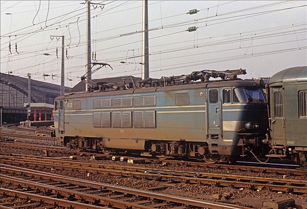 Foto:: SNCB 1603 / Koeln / 06.03.1976 (Foto,Fotos,Bilder,Bild,)