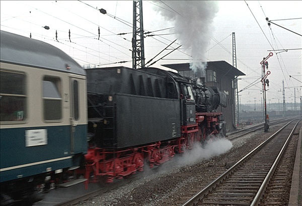 Foto:: DB 051 462-0 Dampflokabschied / Stolberg / 04.04.1976 (Foto,Fotos,Bilder,Bild,)