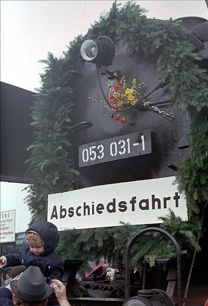 Foto:: DB 053 031-1 Dampflokabschied / Stolberg / 04.04.1976 (Foto,Fotos,Bilder,Bild,)