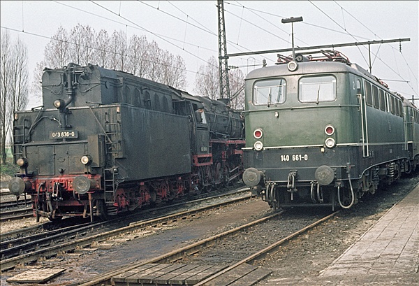Foto:: DB 043 636-0 + DB 140 661-0 / Rheine / 15.04.1976 (Foto,Fotos,Bilder,Bild,)