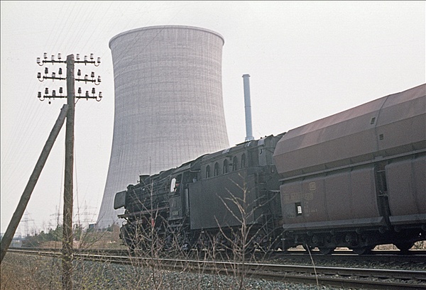 Foto:: DB 043 681-6 / Lingen / 15.04.1976 (Foto,Fotos,Bilder,Bild,)