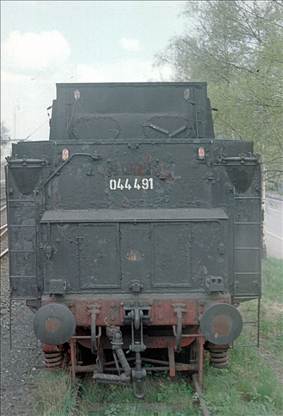 Foto:: DB 044 491-9 / Ottbergen / 23.04.1976 (Foto,Fotos,Bilder,Bild,)