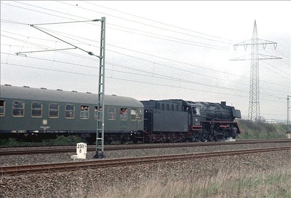Foto:: DB 044 067-7 / Warburg / 25.04.1976 (Foto,Fotos,Bilder,Bild,)