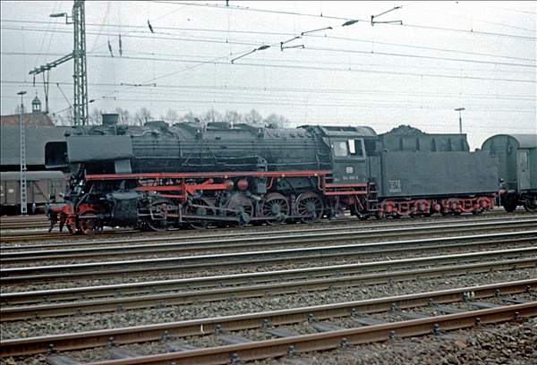 Foto:: DB 044 669-0 / Warburg / 25.04.1976 (Foto,Fotos,Bilder,Bild,)