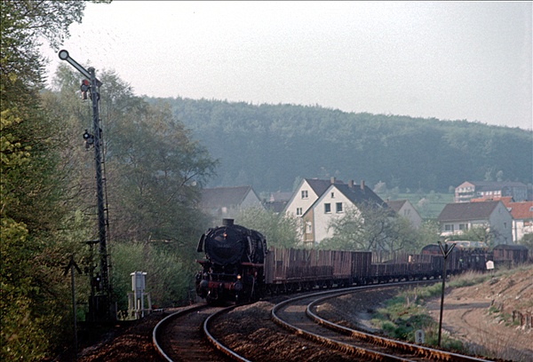 Foto:: DB 044 / Bad Driburg / 08.05.1976 (Foto,Fotos,Bilder,Bild,)