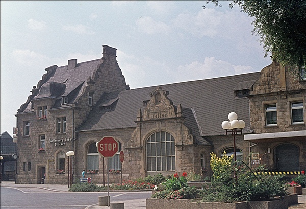 Foto:: Bahnhofsgebaeude Wetter (Ruhr) / Wetter / 18.07.1976 (Foto,Fotos,Bilder,Bild,)