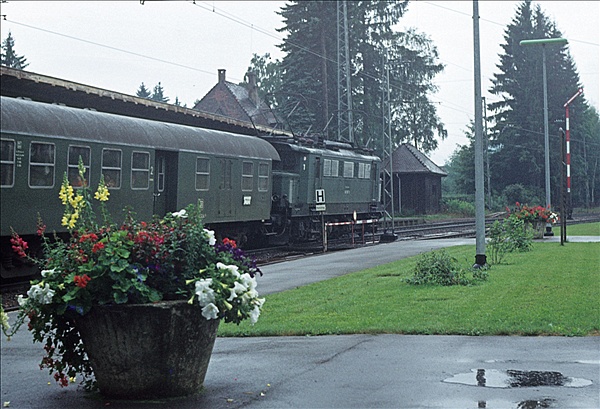 Foto:: DB 145 167-3 / Titisee / 09.08.1976 (Foto,Fotos,Bilder,Bild,)