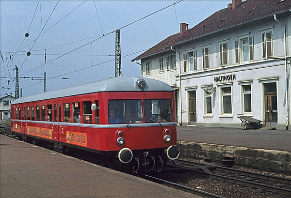 Foto:: SWEG VT 109 / Haltingen / 09.08.1976 (Foto,Fotos,Bilder,Bild,)