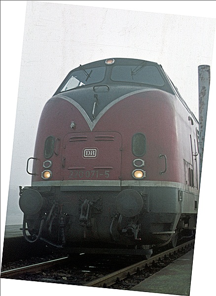 Foto:: DB 220 071-5 / Norddeich / 04.01.1977 (Foto,Fotos,Bilder,Bild,)