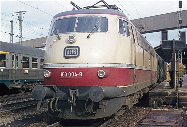 Foto:: DB 103 004-8 / Hagen / Februar 1977 (Foto,Fotos,Bilder,Bild,)
