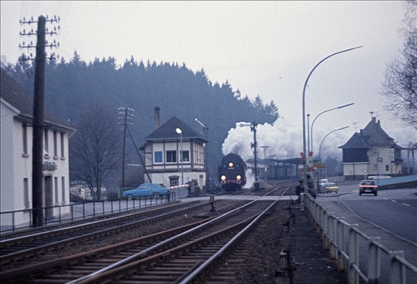 Foto:: DB 044 508-0 / Dahlerbrueck / 06.03.1977 (Foto,Fotos,Bilder,Bild,)