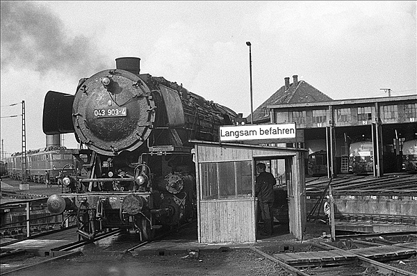 Foto:: DB 043 903-4 / Rheine / 20.03.1977 (Foto,Fotos,Bilder,Bild,)