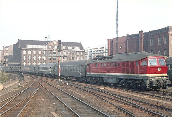 Foto:: DR 132 442-5 / Berlin / 09.04.1977 (Foto,Fotos,Bilder,Bild,)