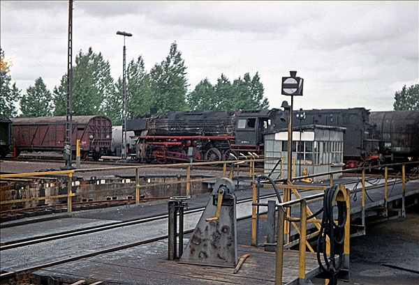 Foto:: DB 043 666-7 / Emden / 30.04.1977 (Foto,Fotos,Bilder,Bild,)