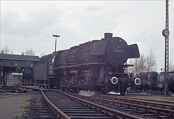 Foto:: DB 043 321-9 / Emden / 30.04.1977 (Foto,Fotos,Bilder,Bild,)