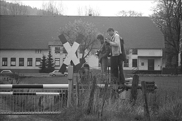 Foto:: DB 044 434-9 /  Freienohl / 08.05.1977 (Foto,Fotos,Bilder,Bild,)