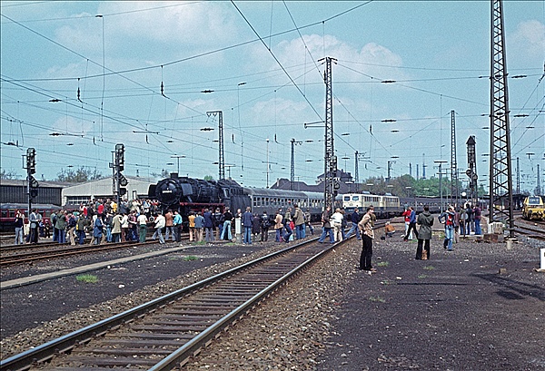 Foto:: DB 044 424-0 / Wanne-Eickel / 15.05.1977 (Foto,Fotos,Bilder,Bild,)