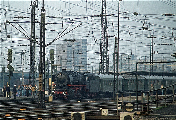 Foto:: DB 043 903-4 / Dortmund / 11.09.1977 (Foto,Fotos,Bilder,Bild,)
