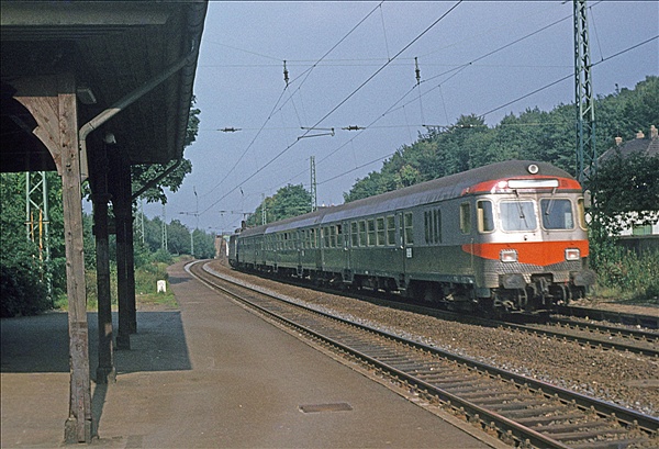Foto:: Bahnhof Bergisch-Maerkische Bahn / Gevelsberg / September 1977 (Foto,Fotos,Bilder,Bild,)