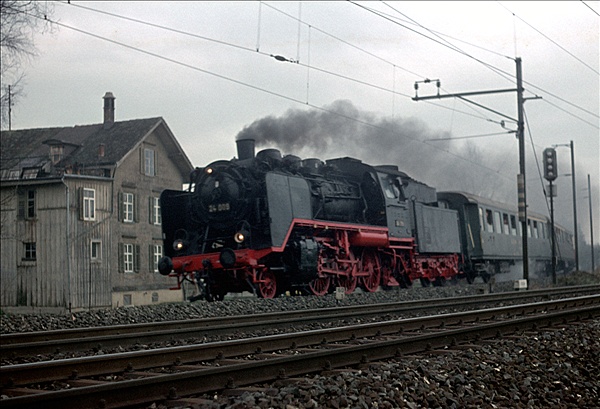 Foto:: EK 24 009 / Weinfelden / 26.12.1977 (Foto,Fotos,Bilder,Bild,)