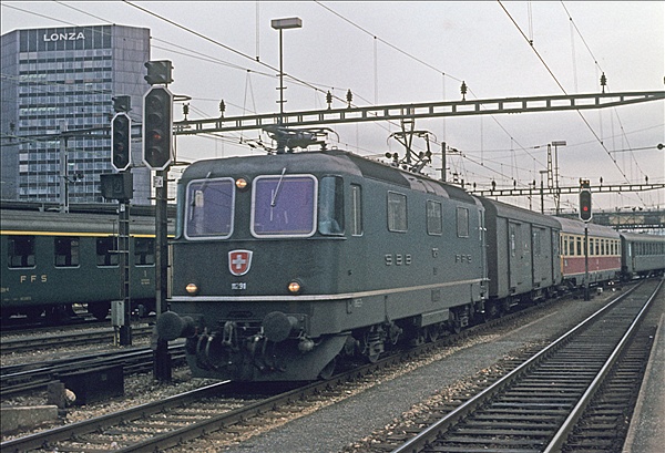 Foto:: SBB Re 4/4 II 11291 / Basel / 28.12.1977 (Foto,Fotos,Bilder,Bild,)