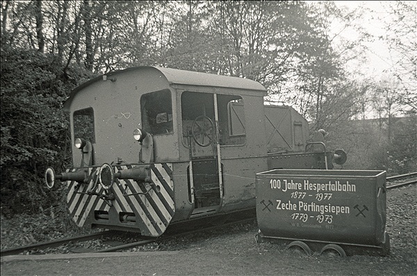 Foto:: VEH V4 / Essen / 30.04.1978 (Foto,Fotos,Bilder,Bild,)