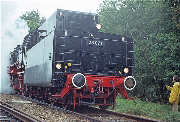 Foto:: VSM6 (ex DB 23 071) + VSM2 (ex DB 23 076) / Beekbergen / 10.09.1978 (Foto,Fotos,Bilder,Bild,)