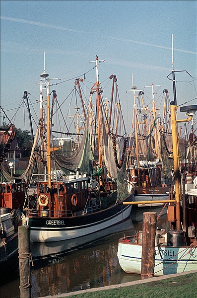 Foto:: Hafen / Greetsiel / 02.10.1978 (Foto,Fotos,Bilder,Bild,)