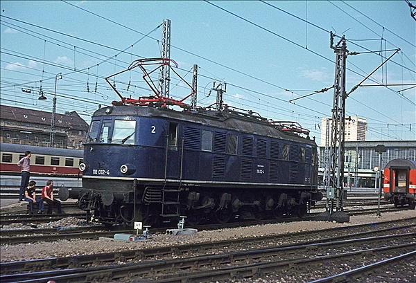 Foto:: DB 118 012-4 / Muenchen / 26.05.1979 (Foto,Fotos,Bilder,Bild,)