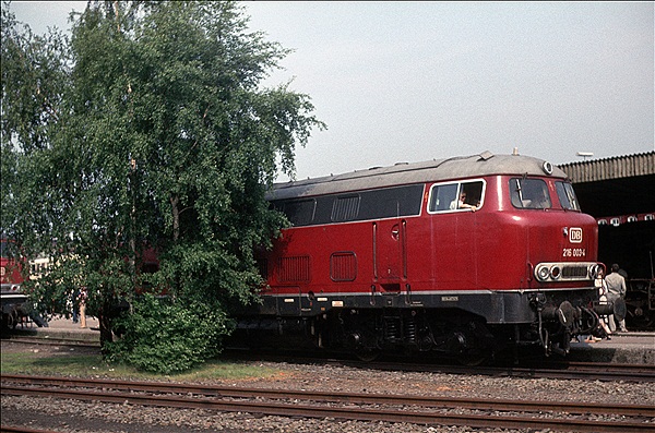 Foto:: DB 216 003-4 / Wuppertal / 09.06.1979 (Foto,Fotos,Bilder,Bild,)