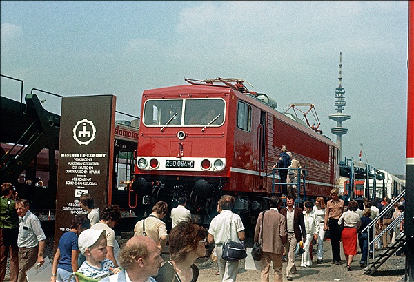 Foto:: DR 250 094-0 / Hamburg / 24.06.1979 (Foto,Fotos,Bilder,Bild,)