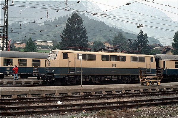 Foto:: DB 111 020-4 / Jenbach / 28.07.1979 (Foto,Fotos,Bilder,Bild,)