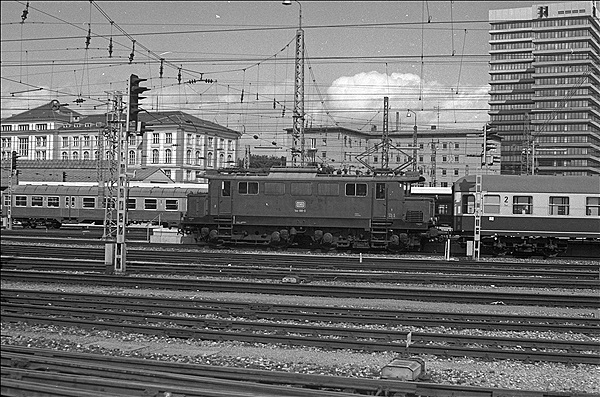 Foto:: DB 144 188-0 / Muenchen / 16.02.1980 (Foto,Fotos,Bilder,Bild,)