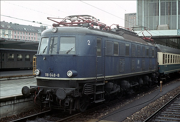 Foto:: DB 118 048-8 / Muenchen / 09.09.1980 (Foto,Fotos,Bilder,Bild,)